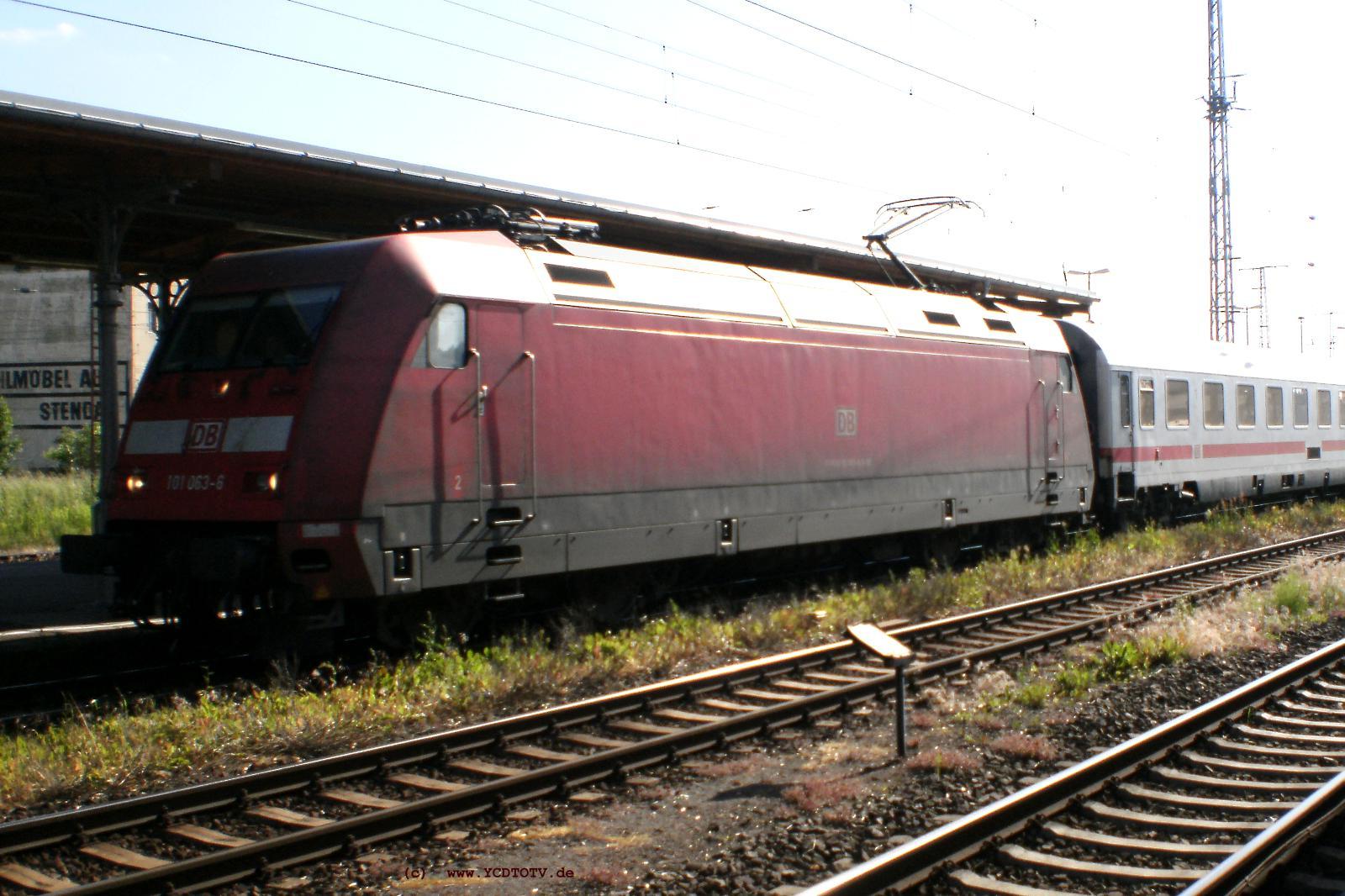 Bahnhof Stendal 15.06.2010 101 063-6 