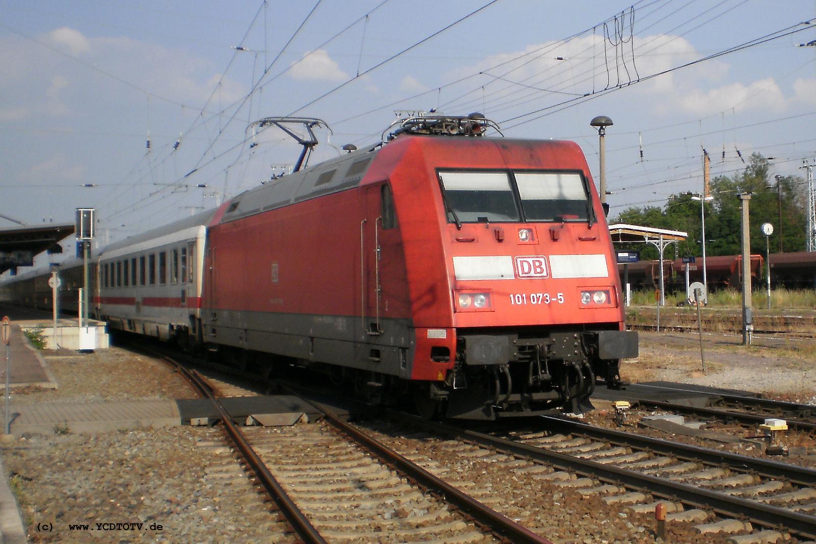 Bahnhof Stendal 02.07.2010, 101 073-5 